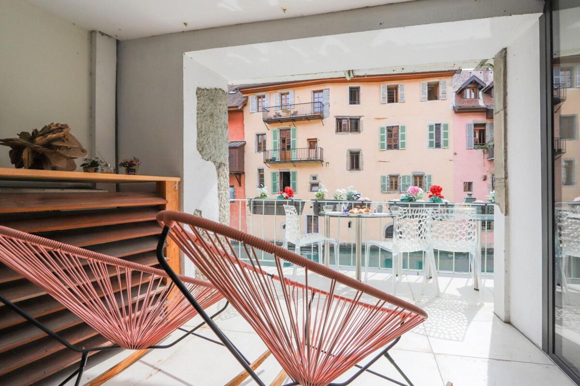 L'eau Vive - Sauna Et Jacuzzi En Centre Piéton